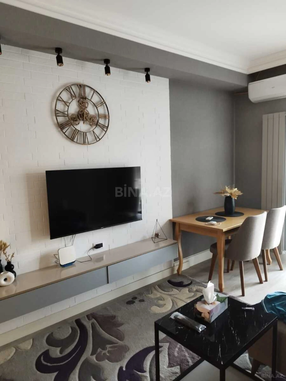 Satılır 2 otaqlı mənzil 72 m²
