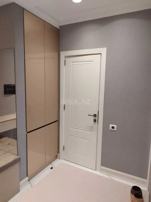 Satılır 2 otaqlı mənzil 72 m²