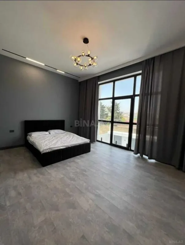 Kirayə verilir 5 otaqlı həyət evi 200 m²