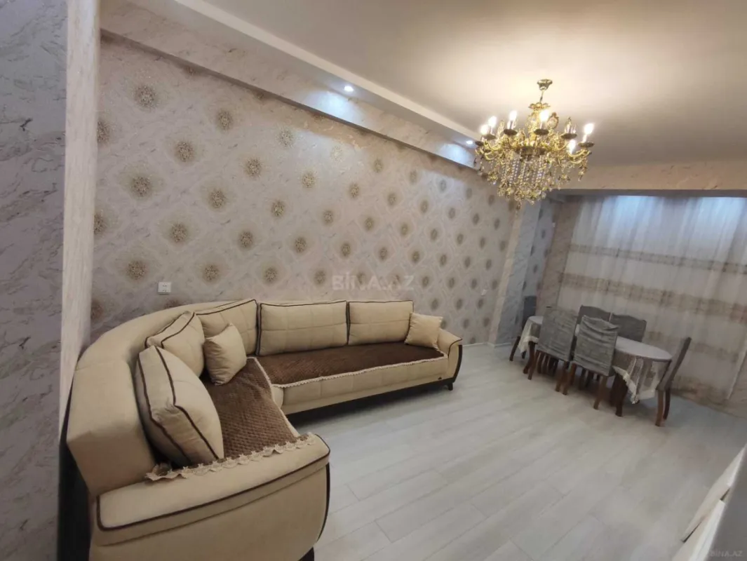 Kirayə verilir 2 otaqlı mənzil 70 m²