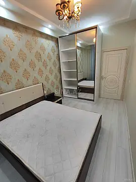 Kirayə verilir 2 otaqlı mənzil 70 m²