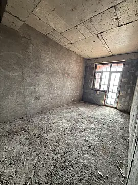 Satılır 2 otaqlı mənzil 68 m²