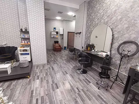 Kirayə verilir obyekt 100 m²