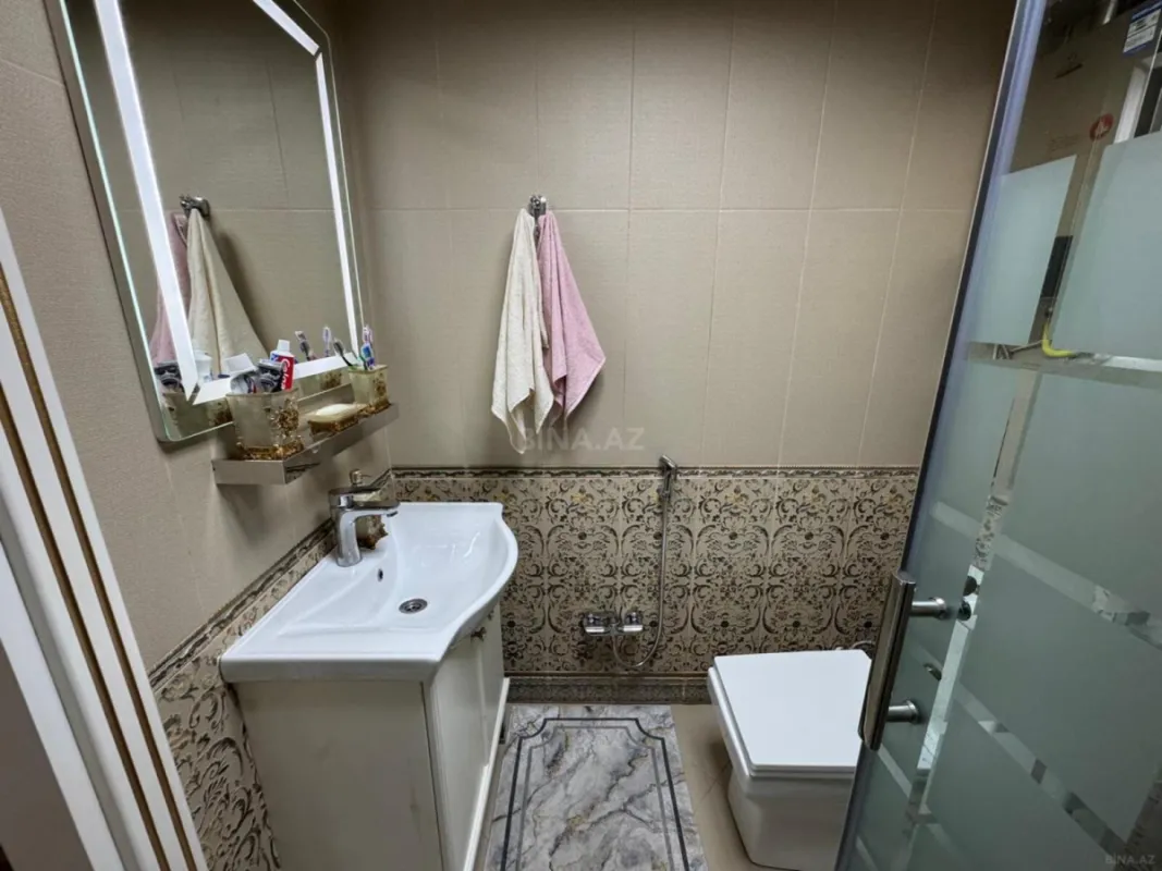 Satılır 2 otaqlı mənzil 65 m²