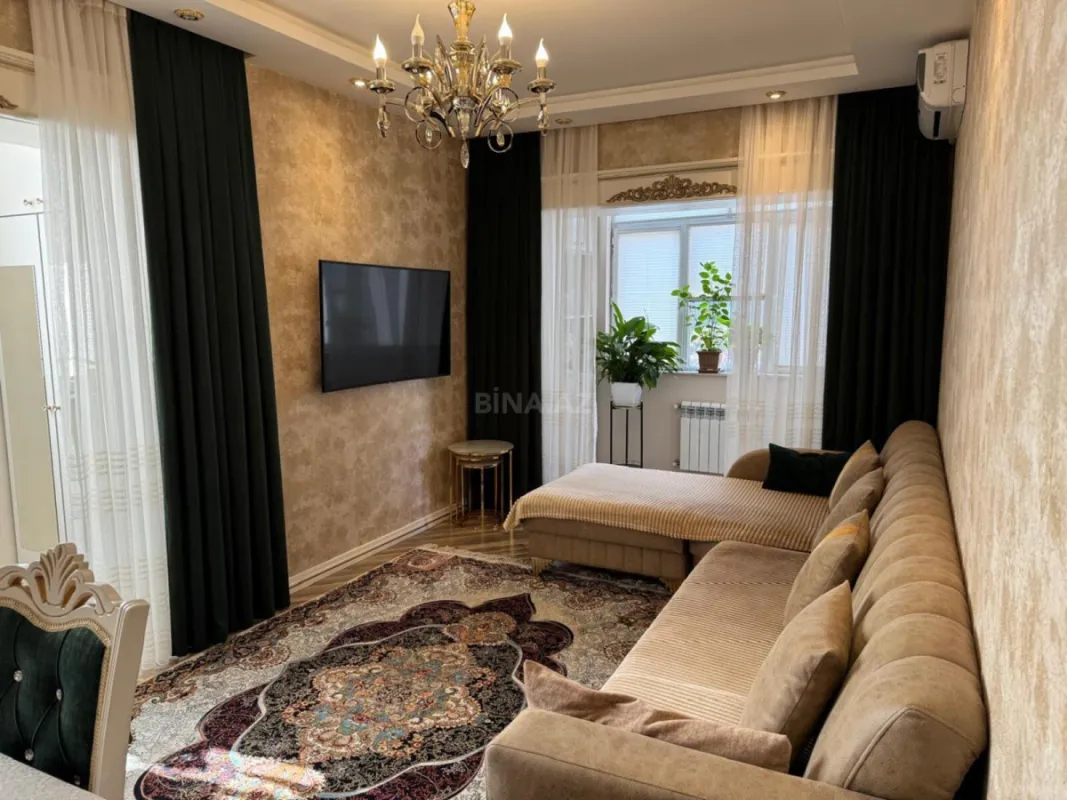 Satılır 2 otaqlı mənzil 65 m²