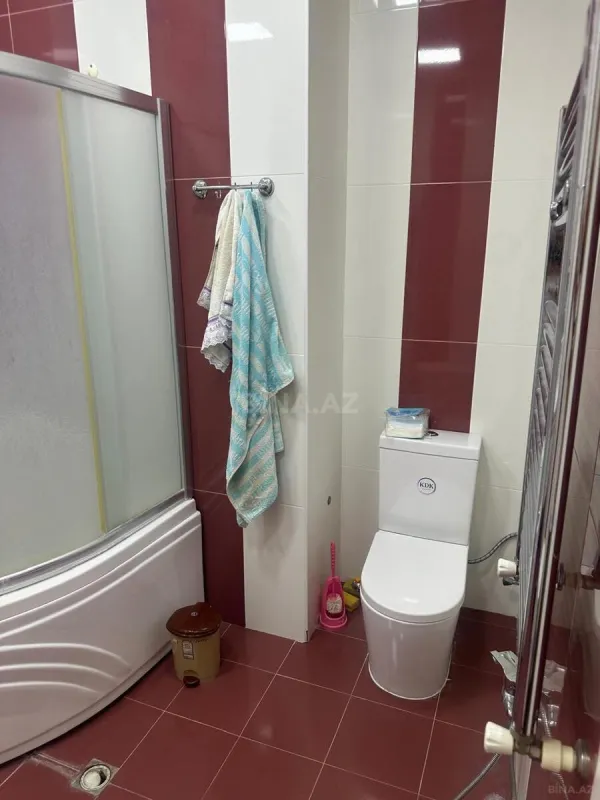 Kirayə verilir 3 otaqlı mənzil 140 m²