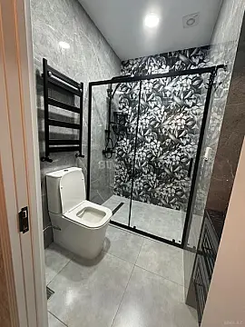 Kirayə verilir 2 otaqlı mənzil 82 m²