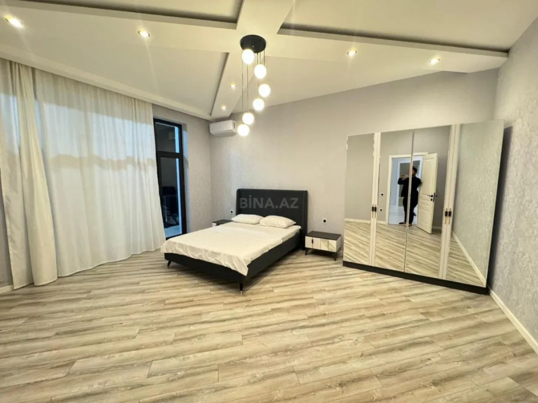Kirayə verilir 5 otaqlı həyət evi 370 m²