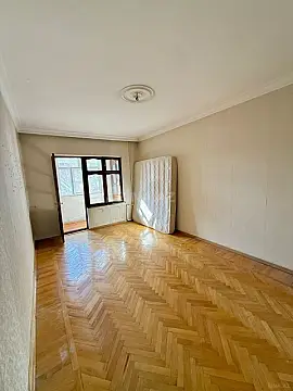 Satılır 3 otaqlı mənzil 80 m² — Bakı, Nərimanov 3 otaq 80.00 m²