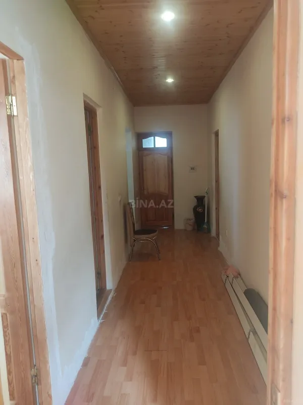 Satılır 6 otaqlı həyət evi 192 m²