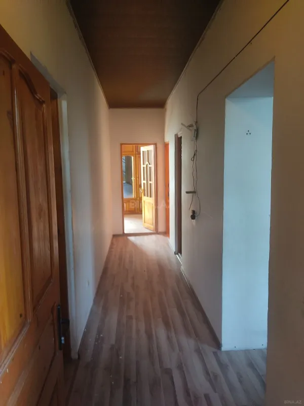 Satılır 6 otaqlı həyət evi 192 m²