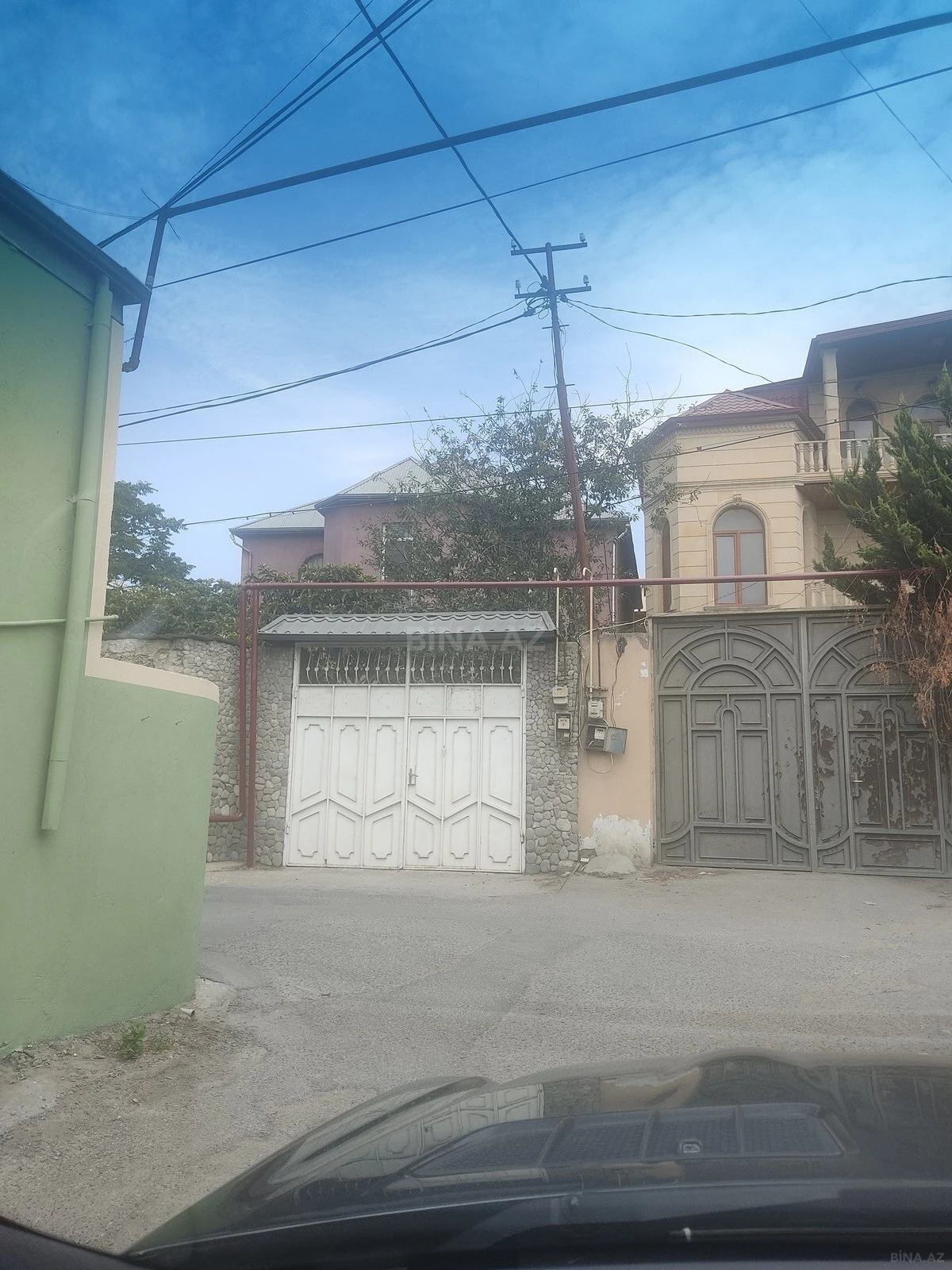 Satılır 6 otaqlı həyət evi 192 m²