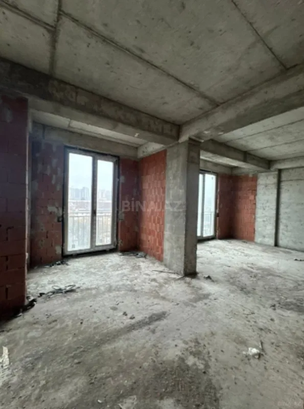 Satılır 3 otaqlı mənzil 100 m²