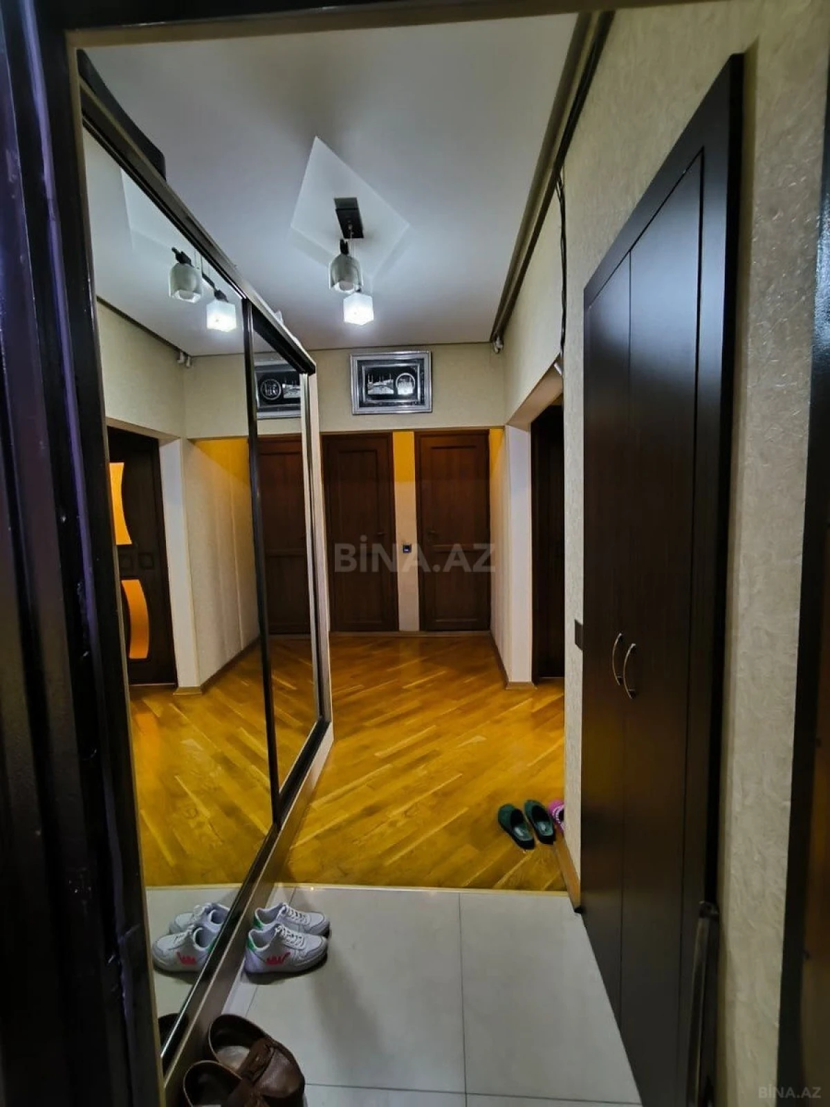 Satılır 3 otaqlı mənzil 90 m²