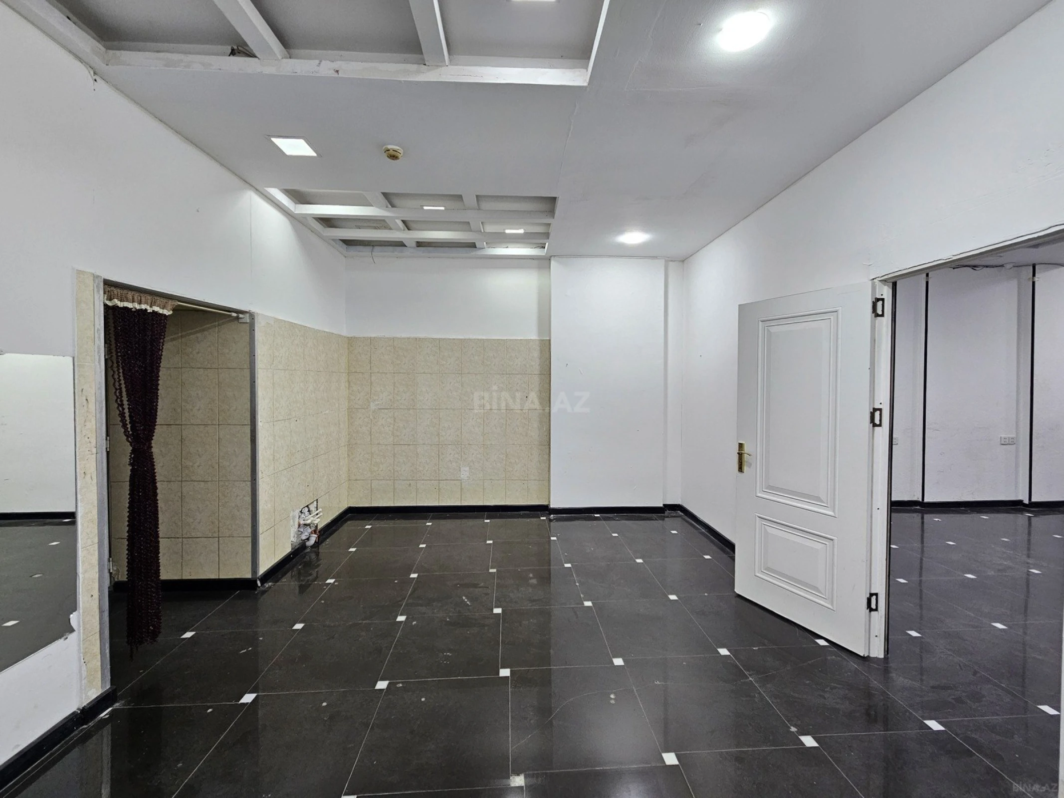 Kirayə verilir obyekt 80 m²