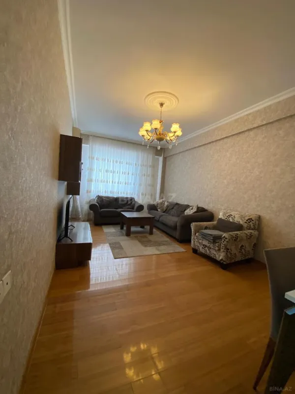Satılır 3 otaqlı mənzil 92 m²