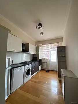 Satılır 3 otaqlı mənzil 92 m²
