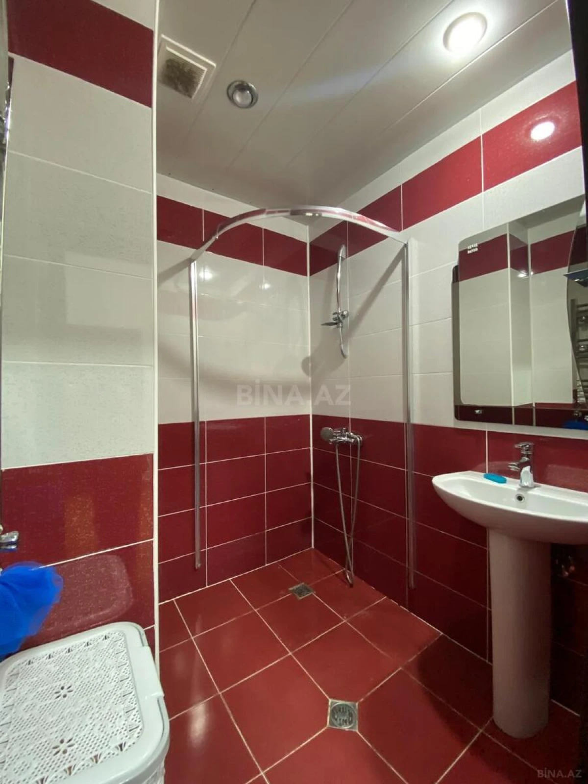 Satılır 3 otaqlı mənzil 92 m²