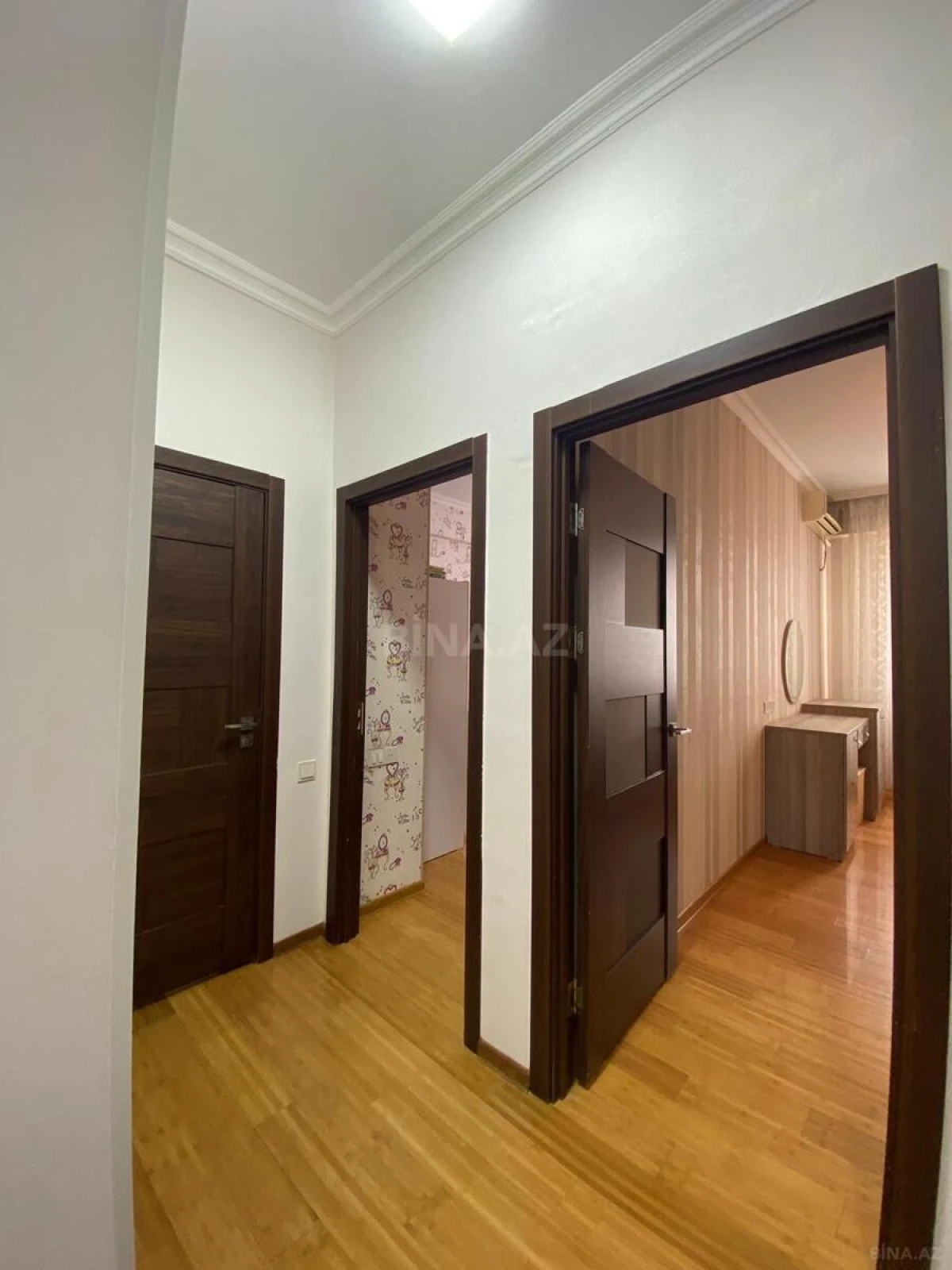 Satılır 3 otaqlı mənzil 92 m²