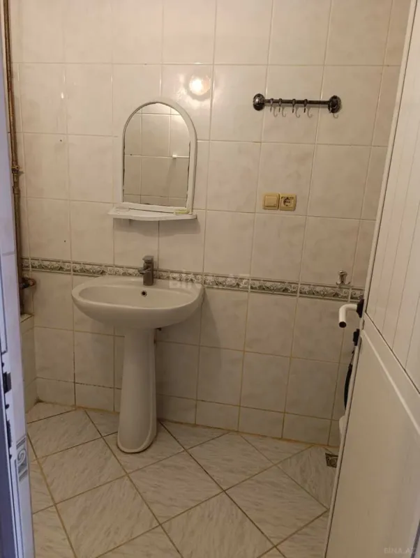 Kirayə verilir 3 otaqlı mənzil 80 m²