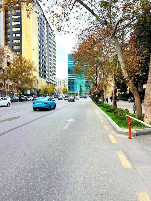 Kirayə verilir obyekt 110 m²