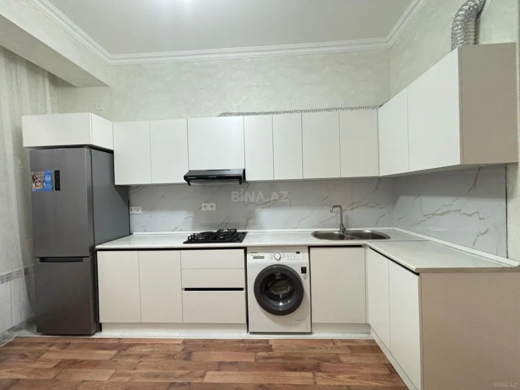Kirayə verilir 2 otaqlı mənzil 100 m²