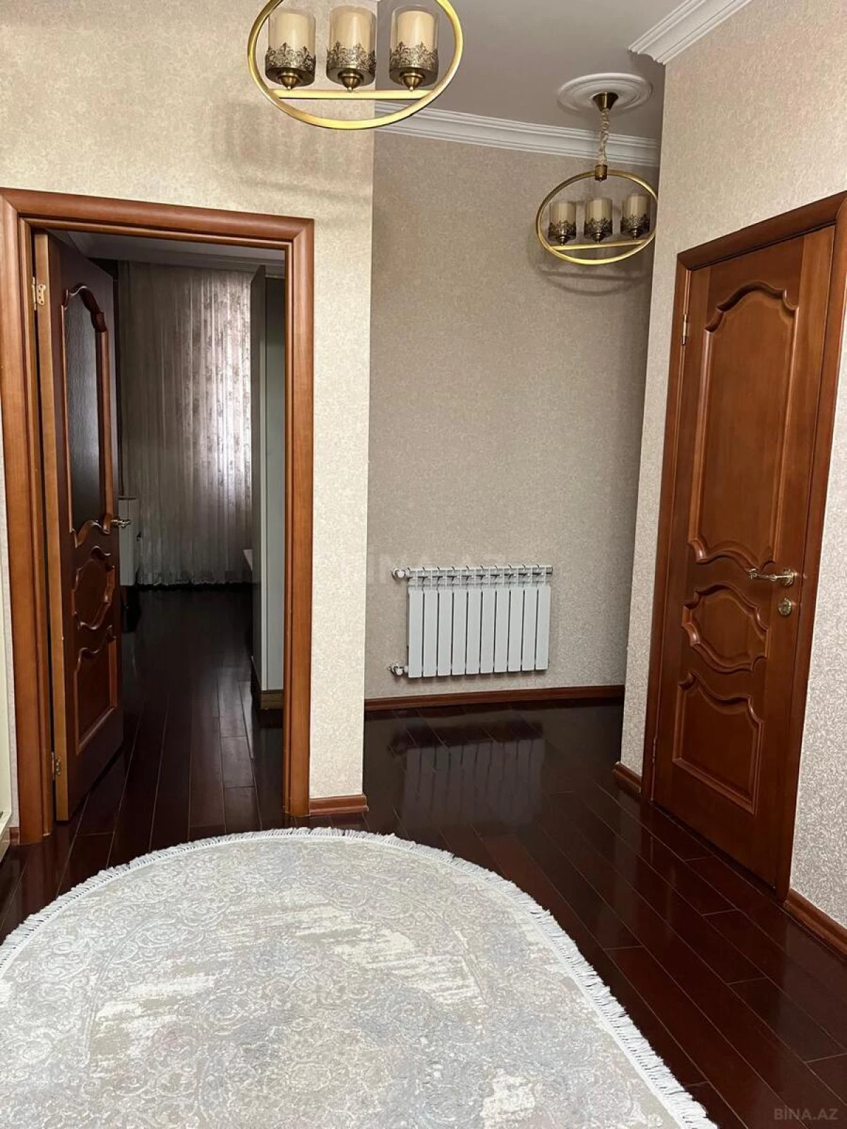 Kirayə verilir 2 otaqlı mənzil 90 m²