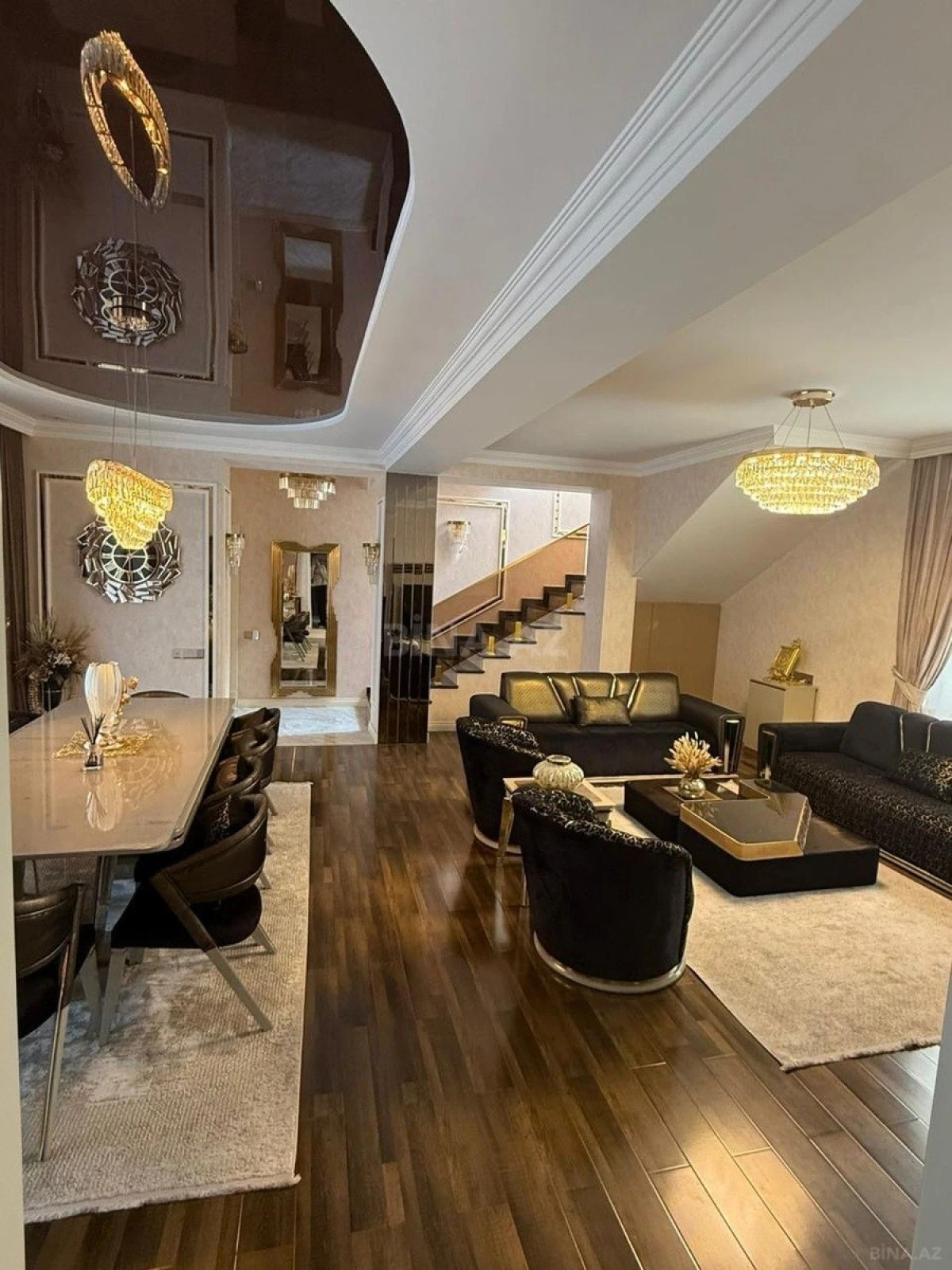 Satılır həyət evi 400 m²