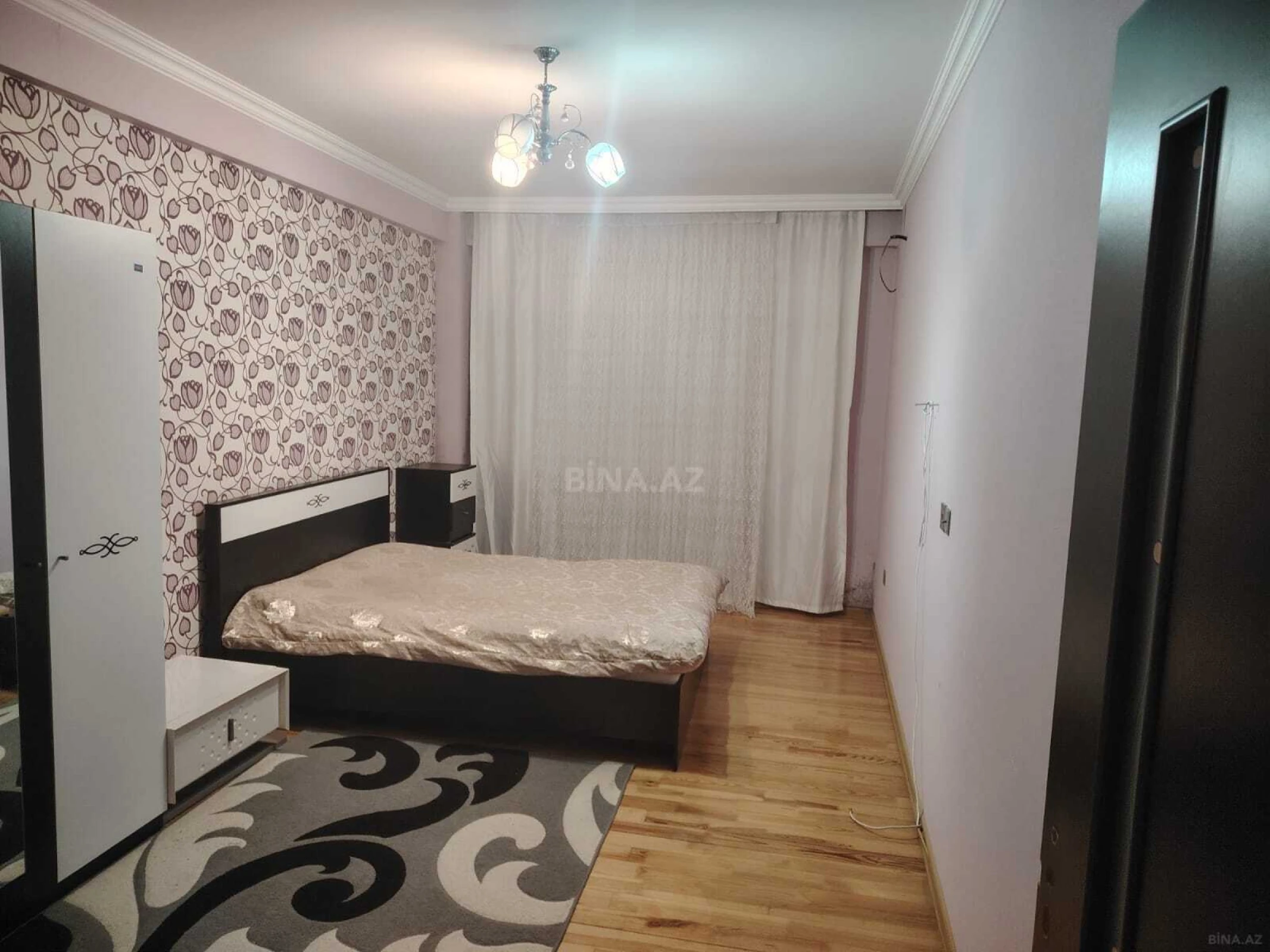 Kirayə verilir 3 otaqlı mənzil 94 m²