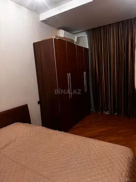 Kirayə verilir 3 otaqlı mənzil 152 m²