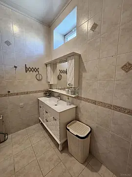 Satılır 3 otaqlı mənzil 110 m²