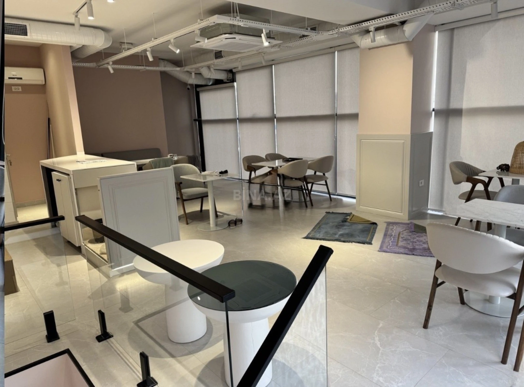 Kirayə verilir obyekt 90 m²