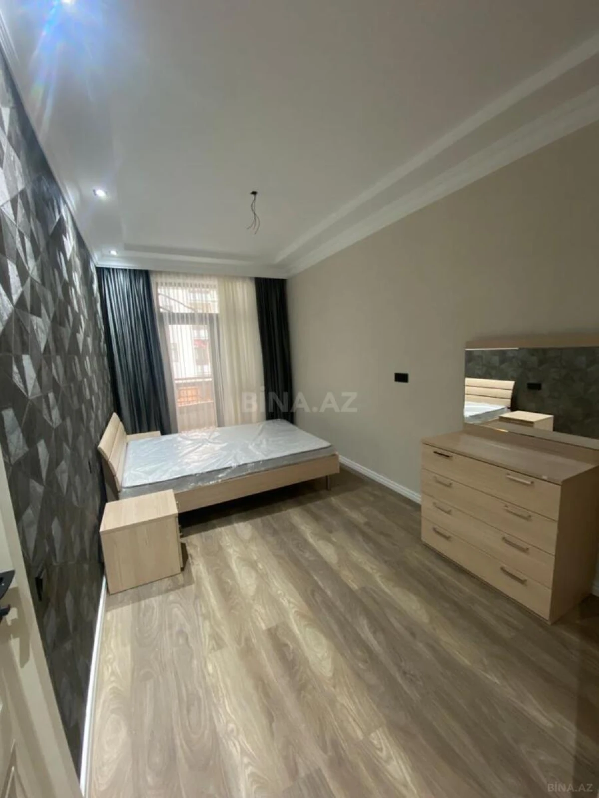 Kirayə verilir 3 otaqlı mənzil 90 m²
