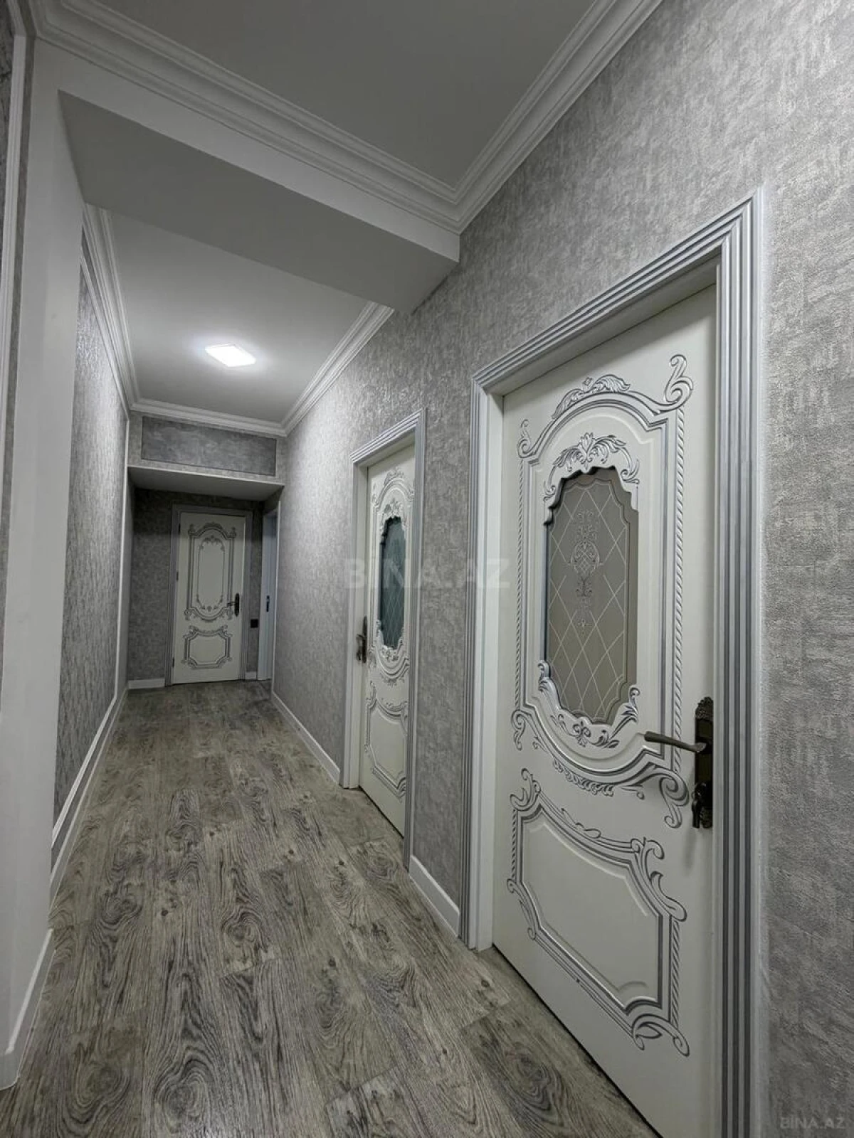 Satılır 3 otaqlı mənzil 76 m²