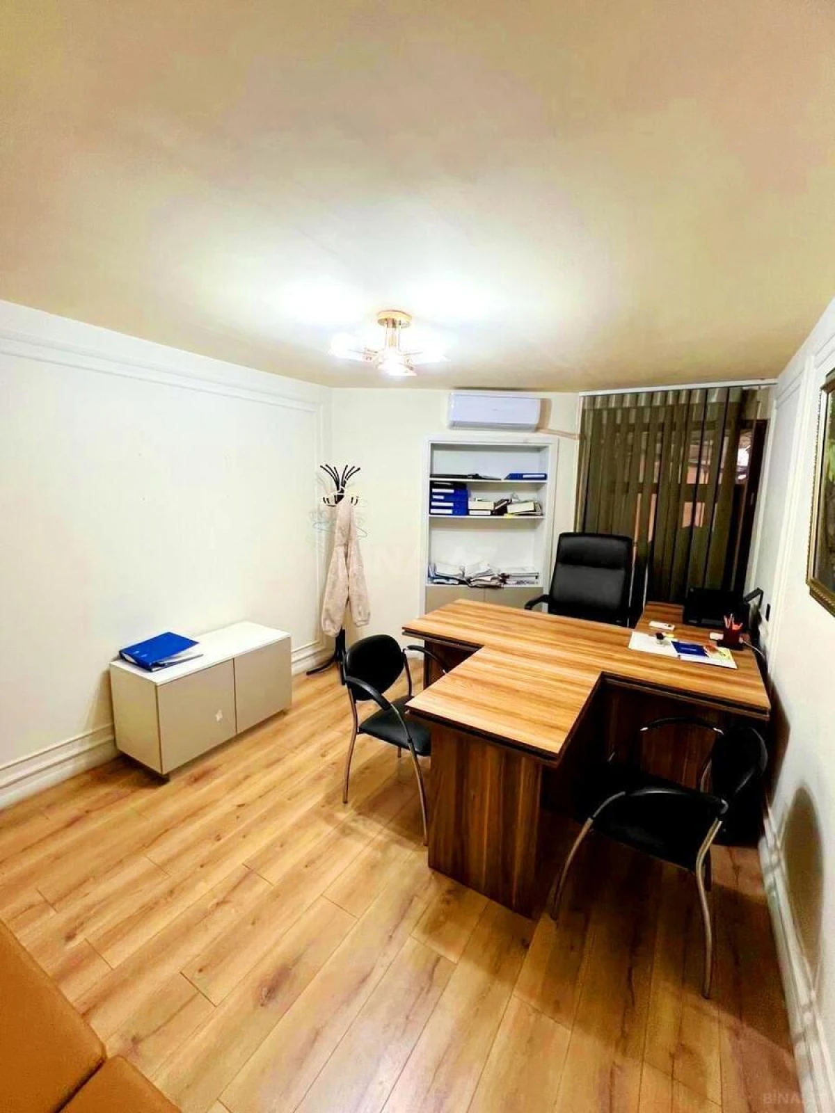 Kirayə verilir 3 otaqlı ofis 85 m²