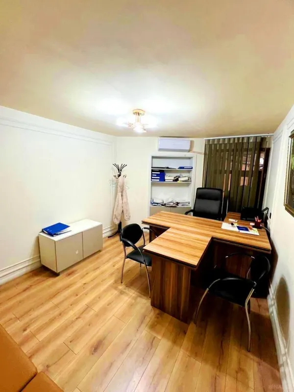 Kirayə verilir 3 otaqlı ofis 85 m²