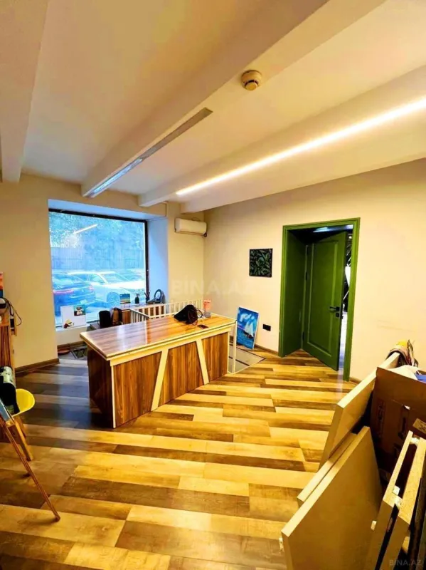 Kirayə verilir 3 otaqlı ofis 85 m²