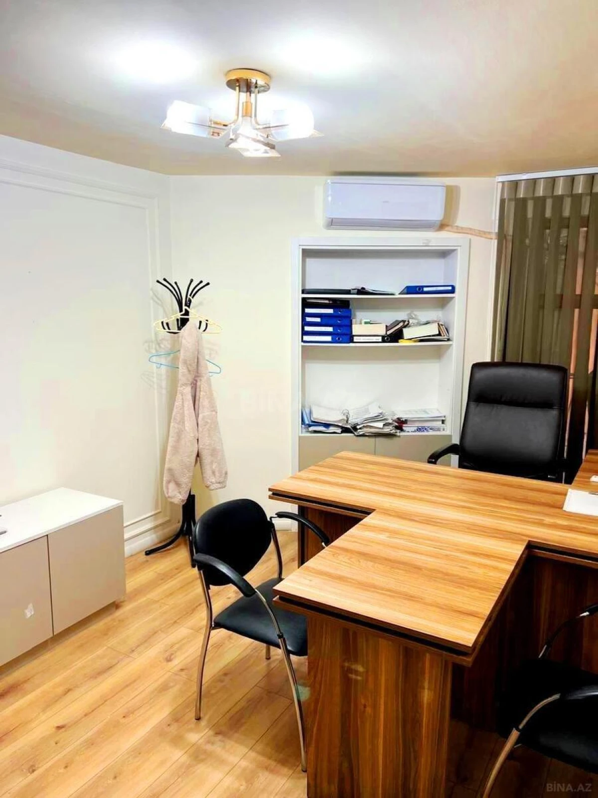 Kirayə verilir 3 otaqlı ofis 85 m²