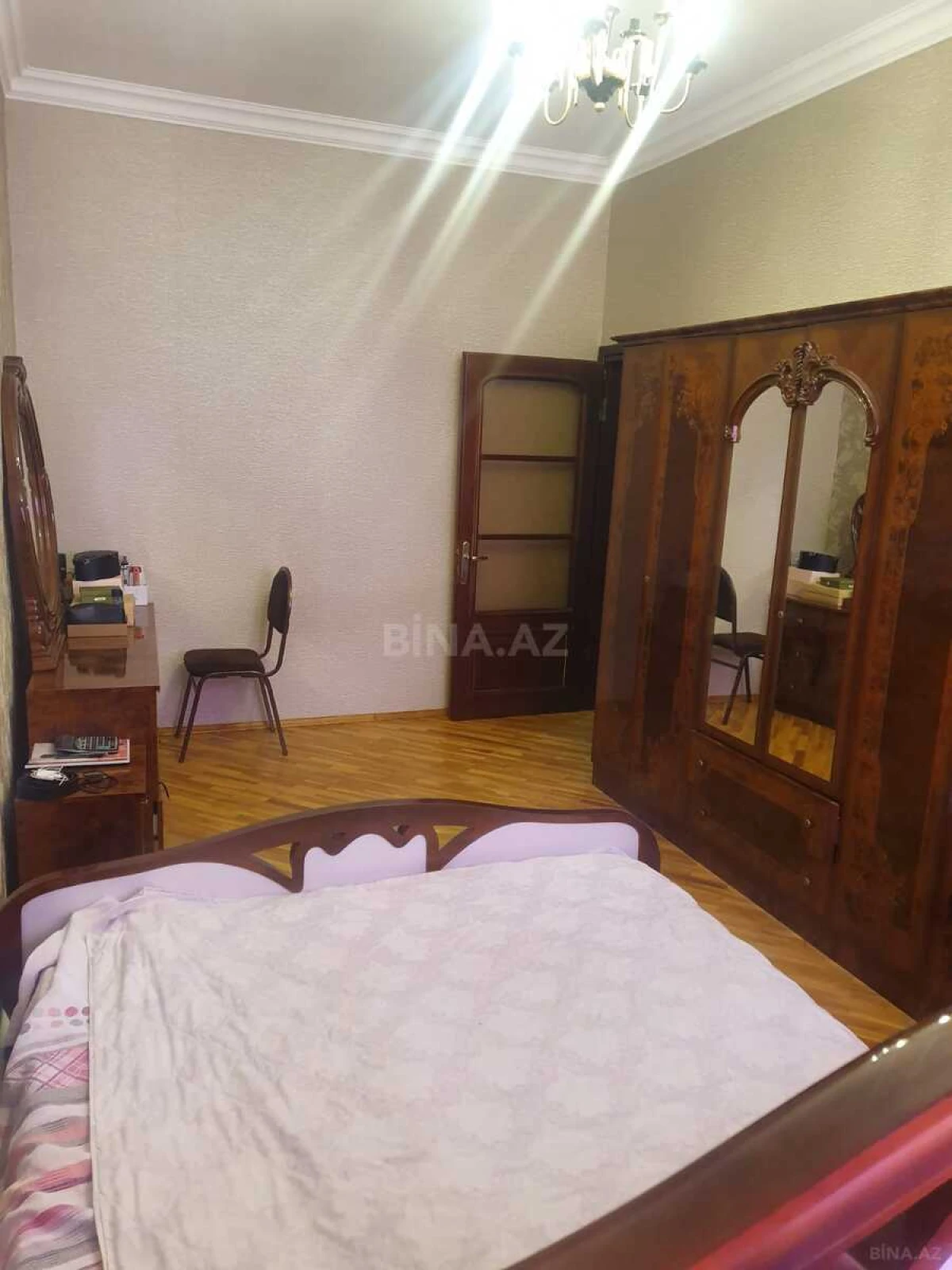 Kirayə verilir 2 otaqlı mənzil 80 m²