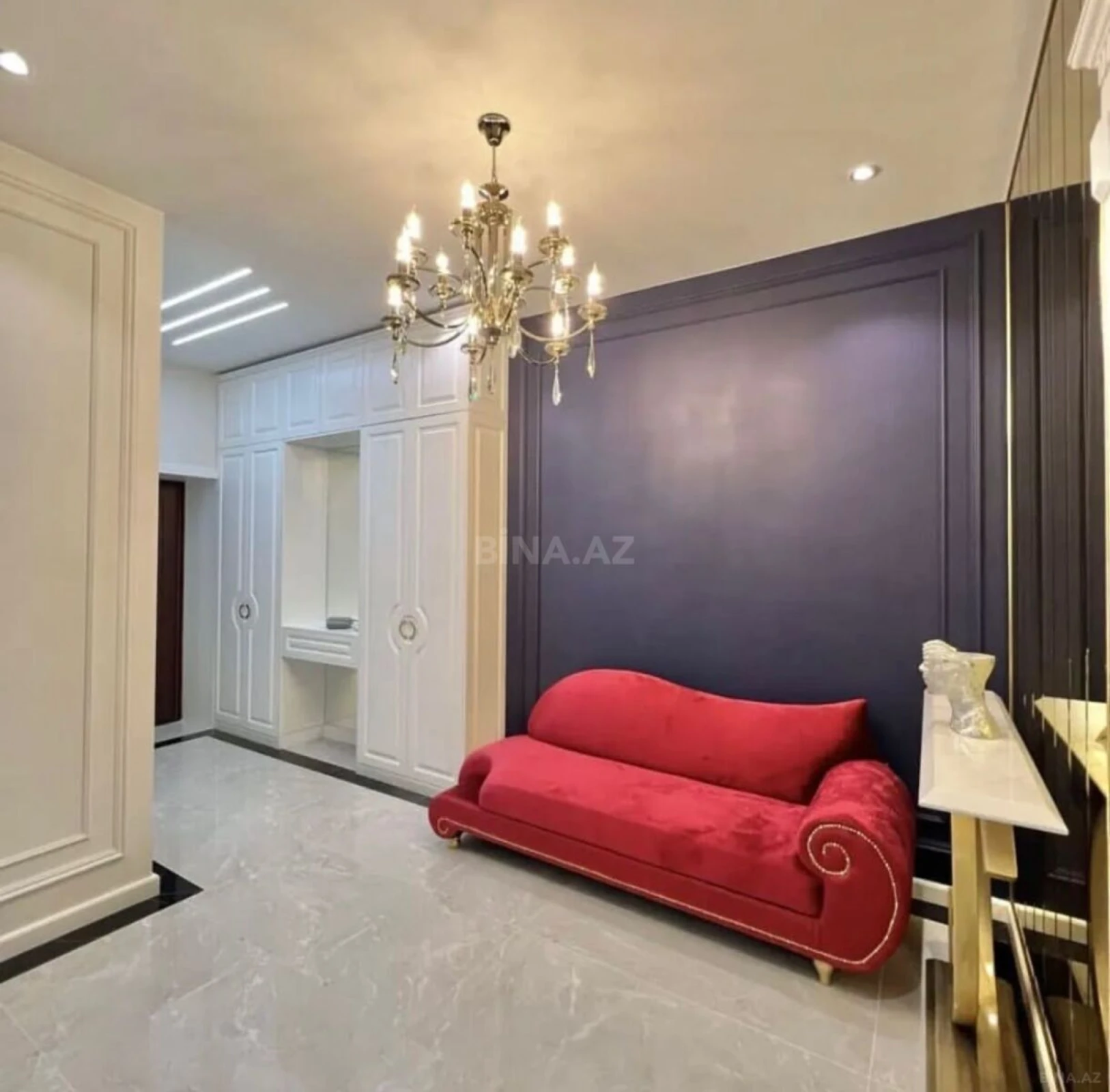 Satılır 2 otaqlı mənzil 75 m²