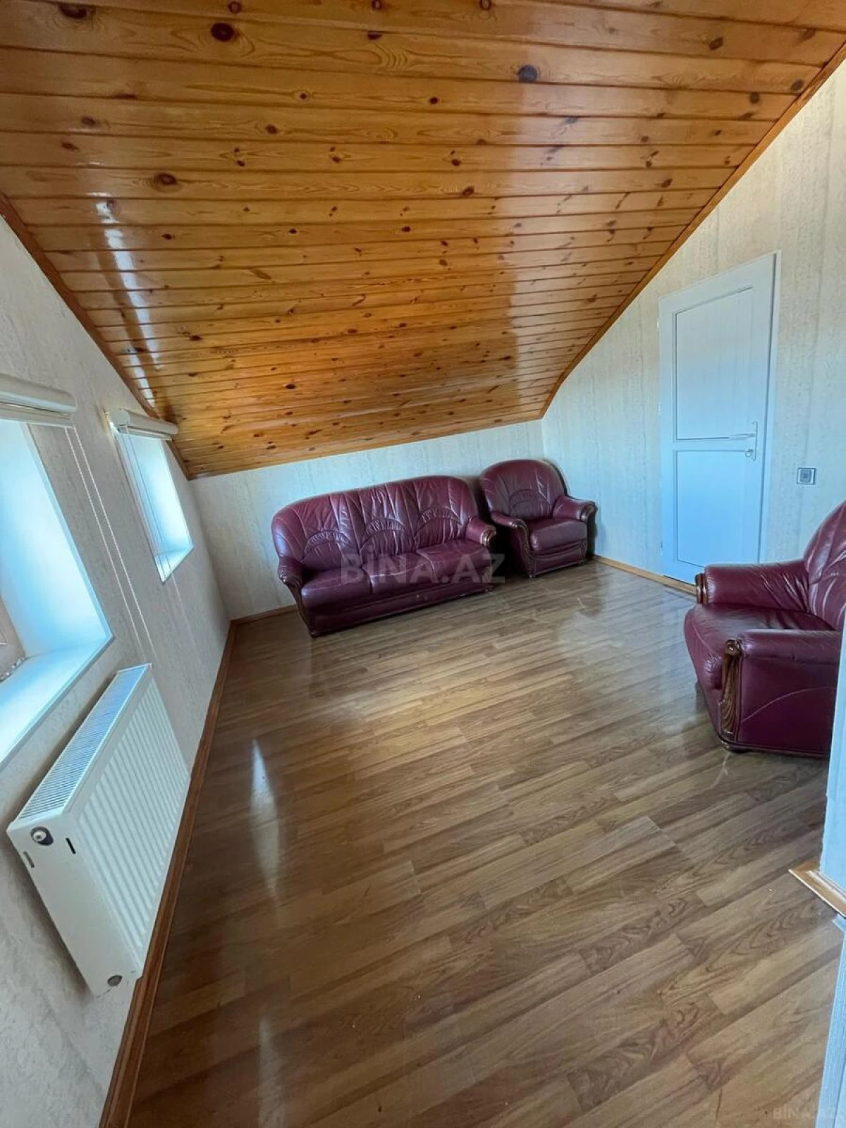 Satılır 8 otaqlı həyət evi 435 m²