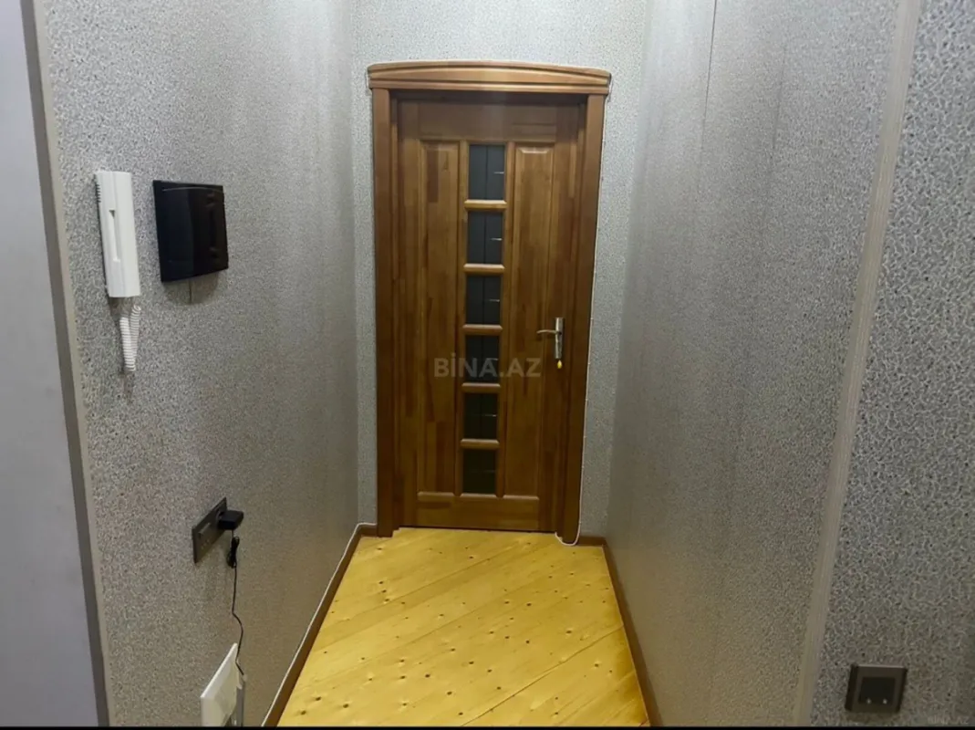 Kirayə verilir 2 otaqlı mənzil 70 m²