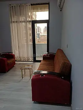 Kirayə verilir 2 otaqlı mənzil 60 m²