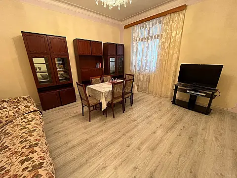 Kirayə verilir 3 otaqlı mənzil 85 m² — Bakı, Nərimanov 3 otaq 85.00 m²