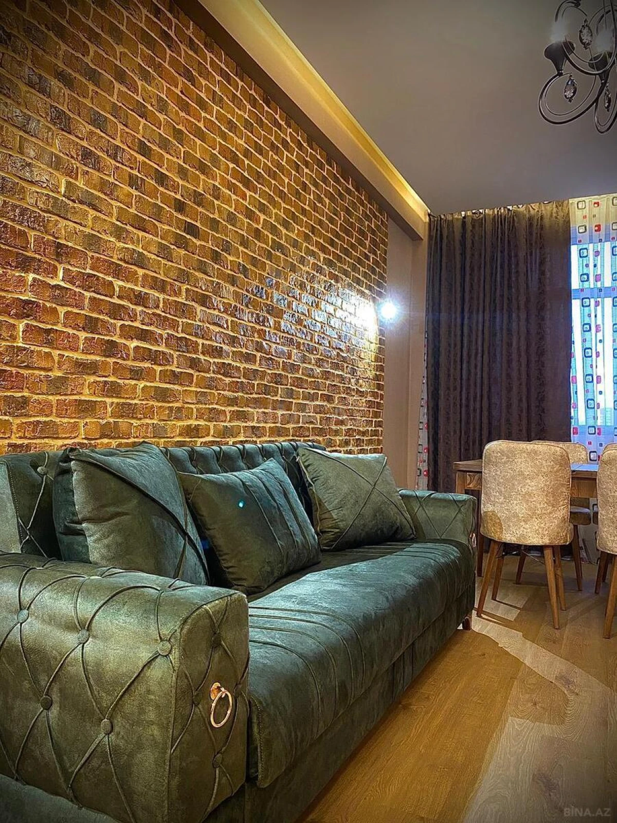 Kirayə verilir 2 otaqlı mənzil 100 m²