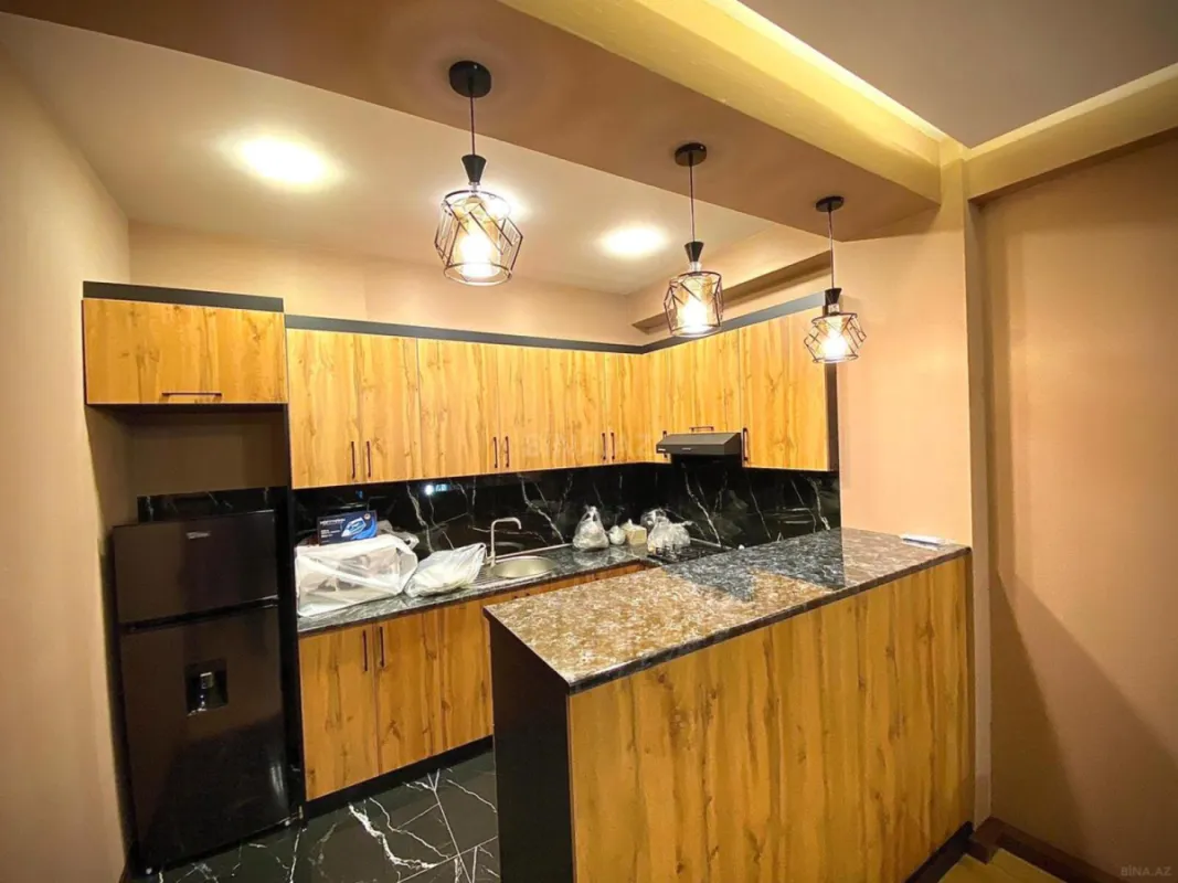 Kirayə verilir 2 otaqlı mənzil 100 m²