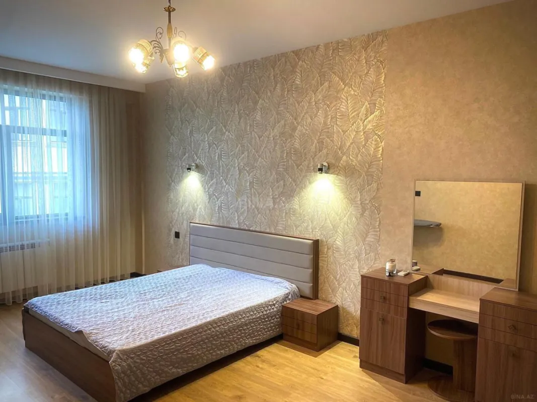 Kirayə verilir 2 otaqlı mənzil 100 m²