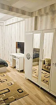 Kirayə verilir 2 otaqlı mənzil 75 m²