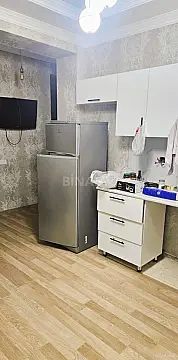 Kirayə verilir 2 otaqlı mənzil 75 m²