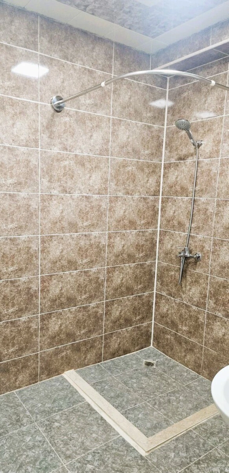 Kirayə verilir 2 otaqlı mənzil 75 m²